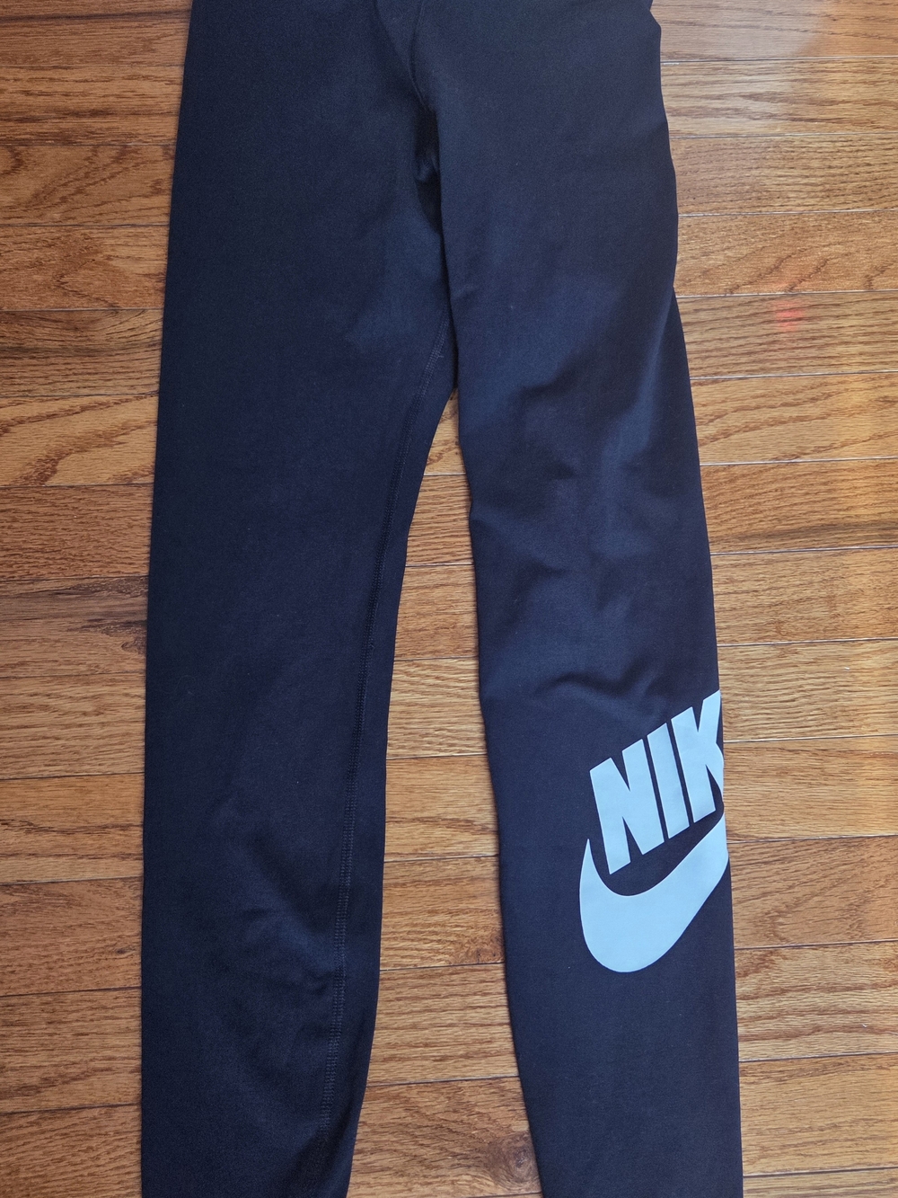 Nike Womens Futura Black Leggings Like New